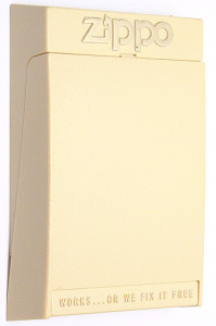 1978_1982_01this-tan-box-or-ivory-box-was-used-for-the-golden-elegance-the-scrimshaw-and-the-ultralite-models