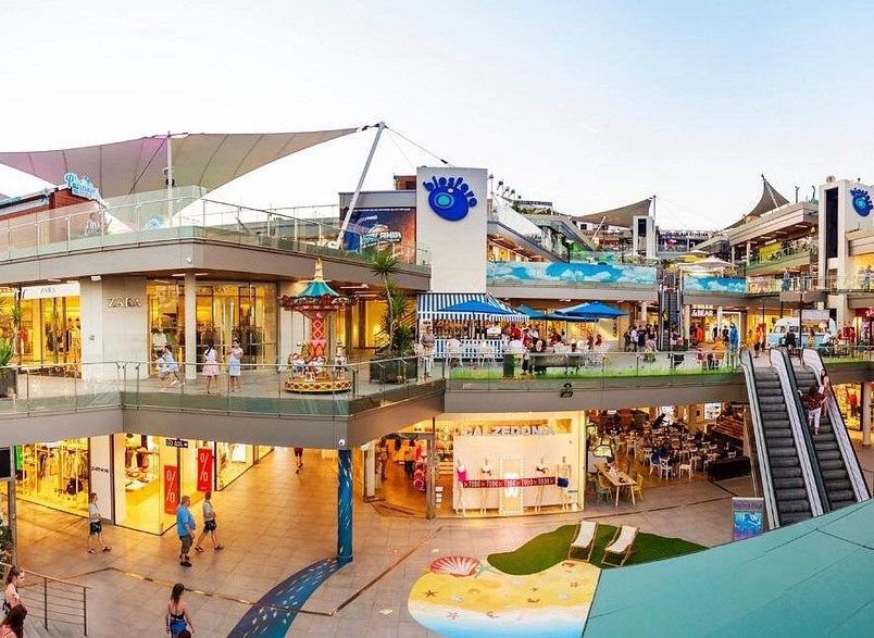 cc-biosfera-plaza-exterior