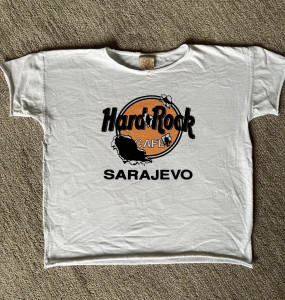 hard-rock-cafe-sarajevo-v0-hxiu8iz9f4hd1